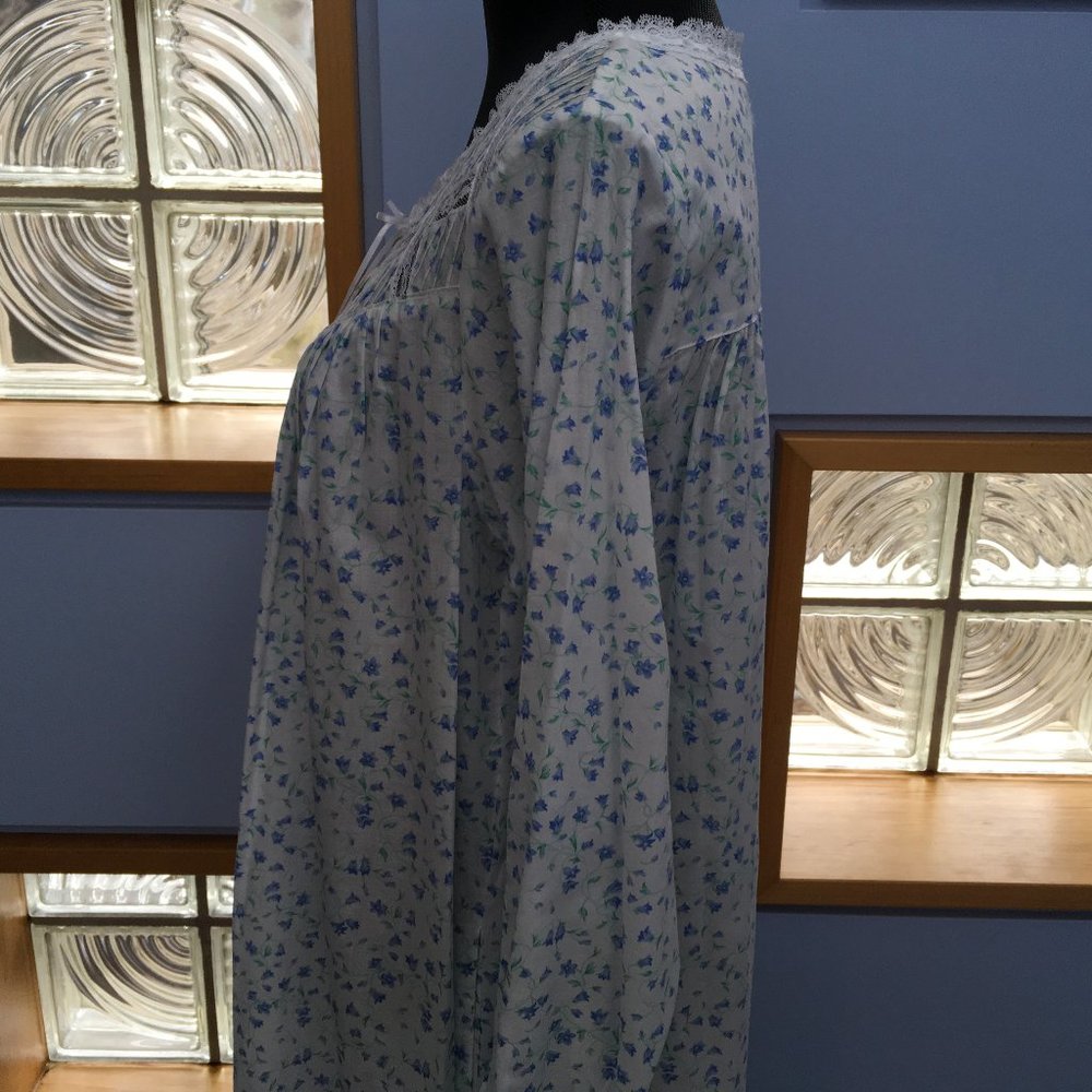 Eileen West Button Front Full Length Gown/Robe with Bluebell Print Size S - Picture 9 of 15